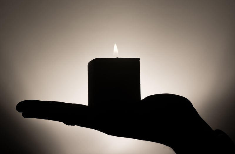 Star-shaped Candle Holders
